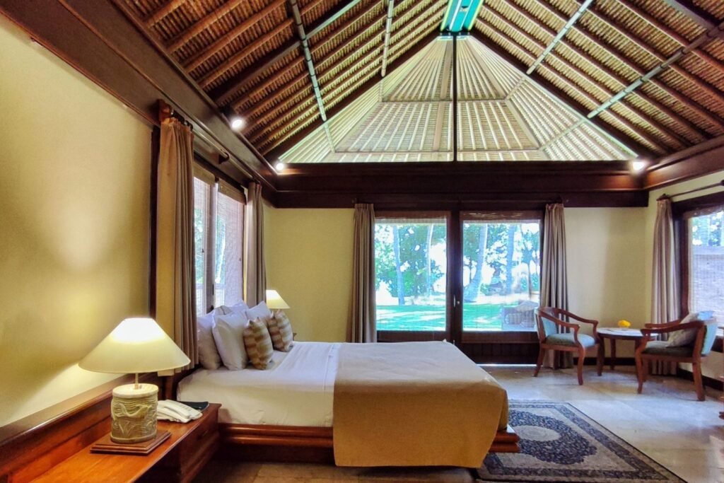 deluxe-ocean-villa.jpg